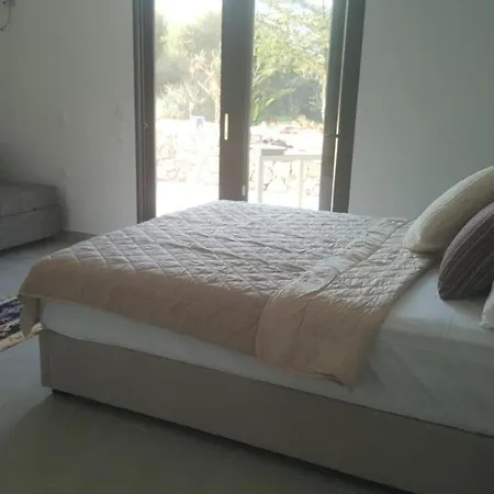 Del Mar 18 Guests - - Front ヴィラ Évyiros