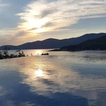 Del Mar 18 Guests - - Front ヴィラ Évyiros