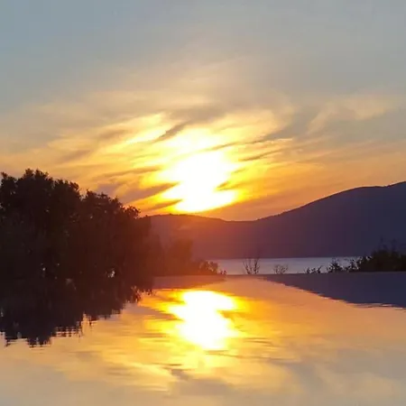 Del Mar 18 Guests - - Front ヴィラ *