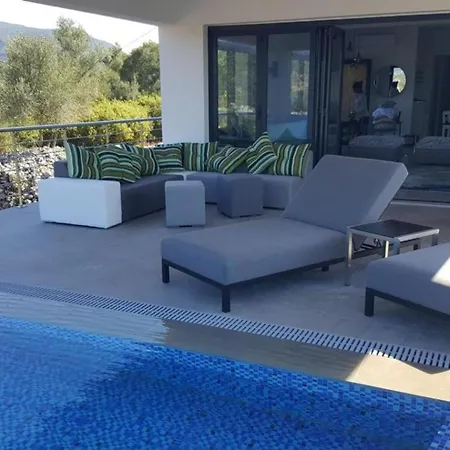 ヴィラ Del Mar 18 Guests - - Front *