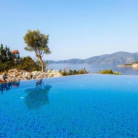 Del Mar 18 Guests - - Front ヴィラ Évyiros