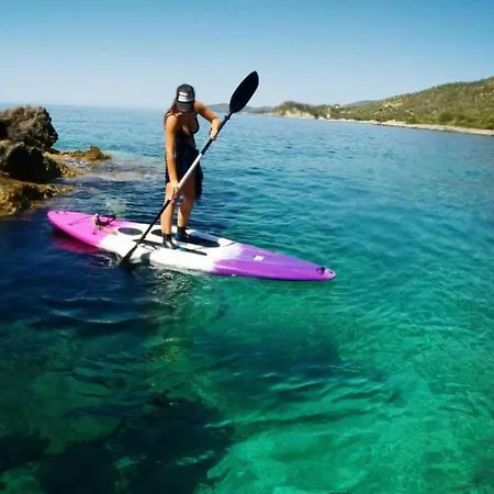 Del Mar 18 Guests - - Front Évyiros